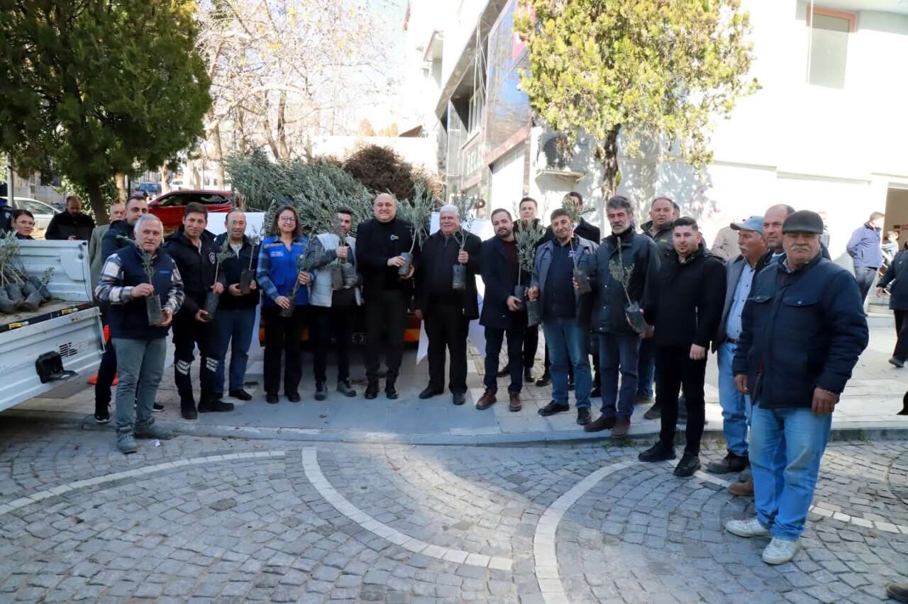 Yatağan’da Üreticiye Destek: 29 Bin 200 Zeytin ve Ceviz Fidanı Dağıtıldı 2